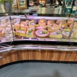 Gewerbliche innen led arena umbau mezgereien wurst und käse theken (5)